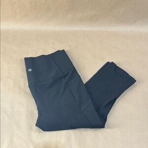 Athleta Women’s Capri Pants (Size L)